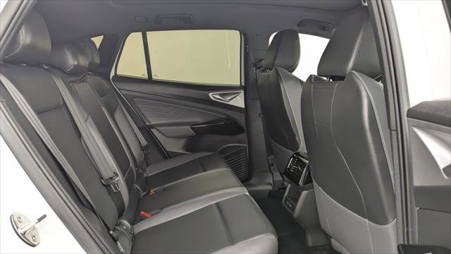 Used 2023 Volkswagen ID.4 Pro S image 19