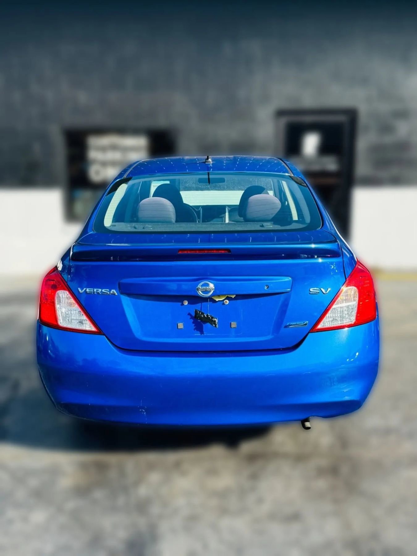 Used 2014 Nissan Versa SV image 4