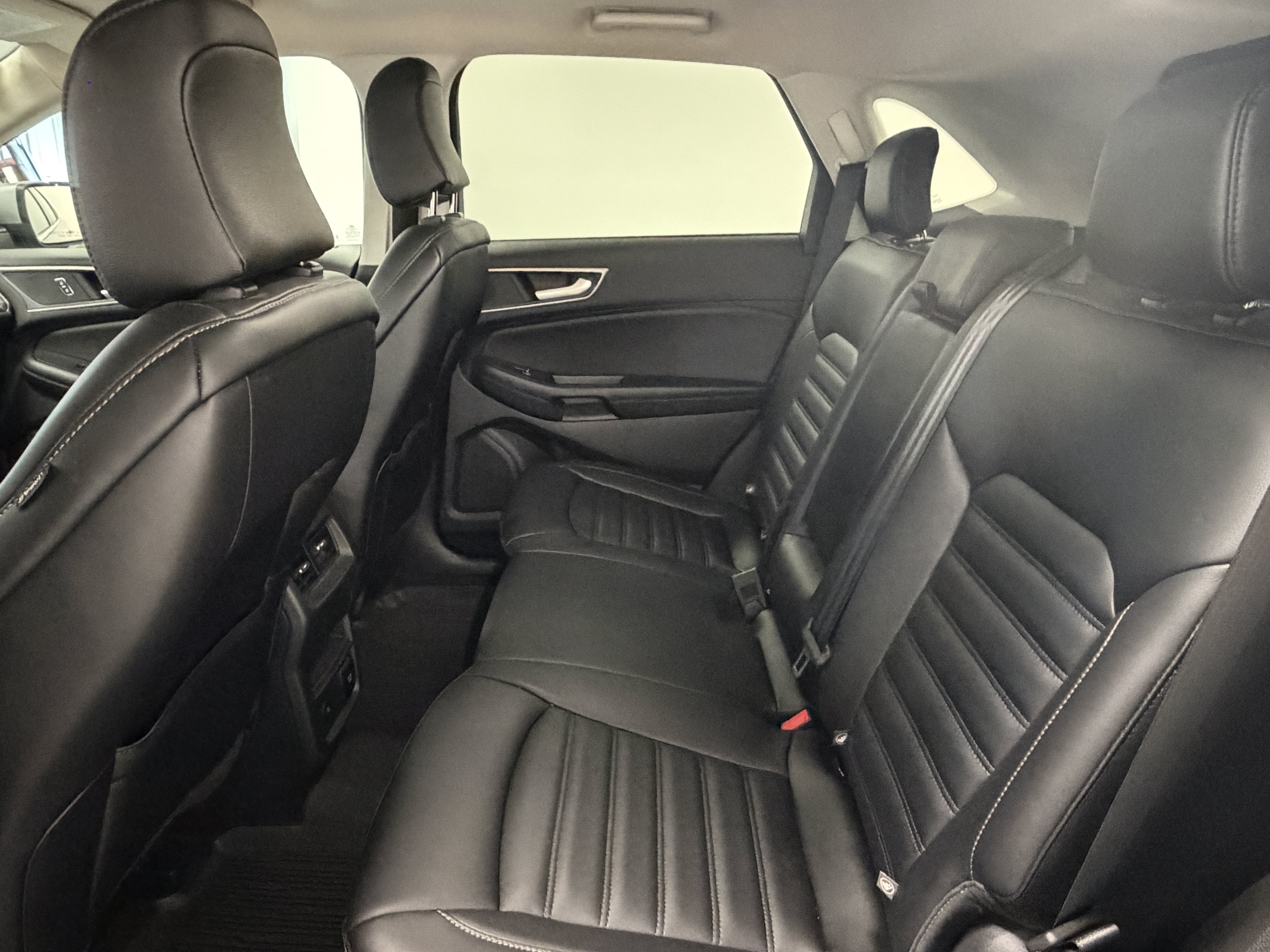 Used 2024 Ford Edge SEL w/ Convenience Package AWD/4WD image 20