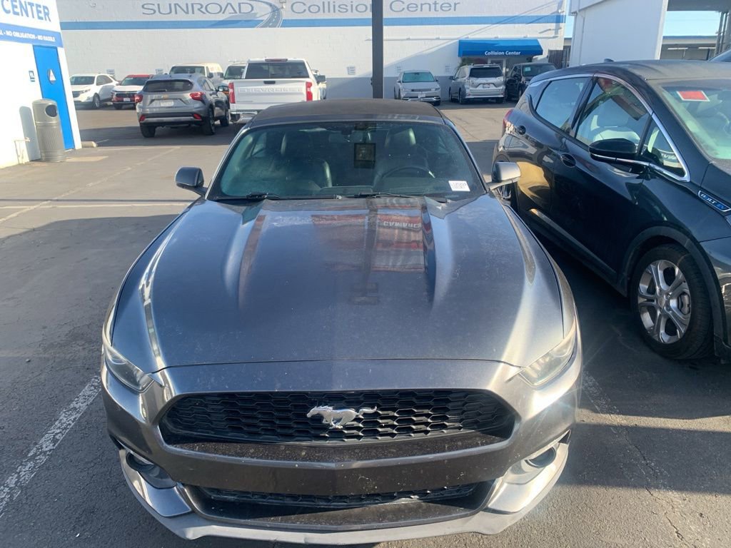 Used 2016 Ford Mustang Premium image 3