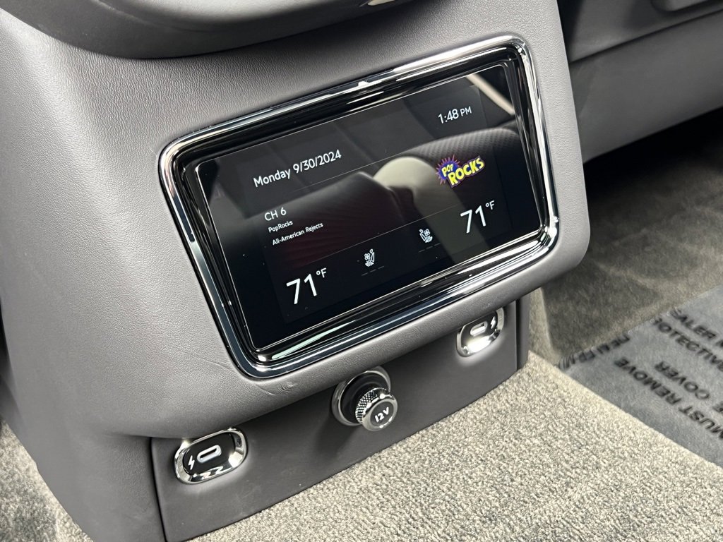 Used 2023 Bentley Bentayga Speed image 20