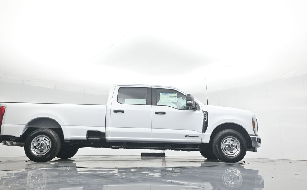 New 2026 Ford F350 XL w/ XL Chrome Package RWD image 48