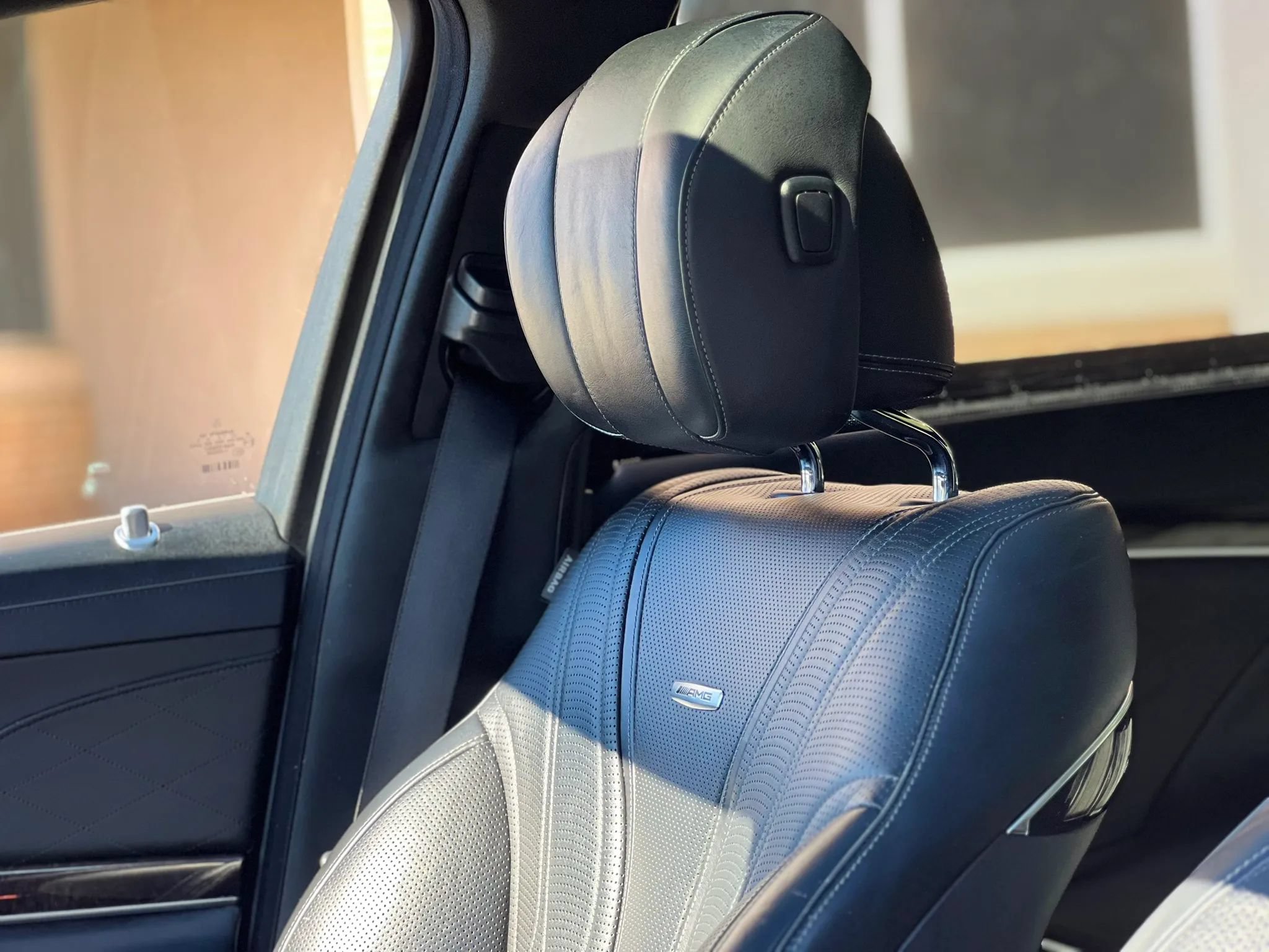 Used 2015 Mercedes-Benz S 63 AMG 4MATIC Sedan image 46