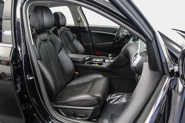 Used 2026 Genesis G70 2.5T AWD/4WD image 18