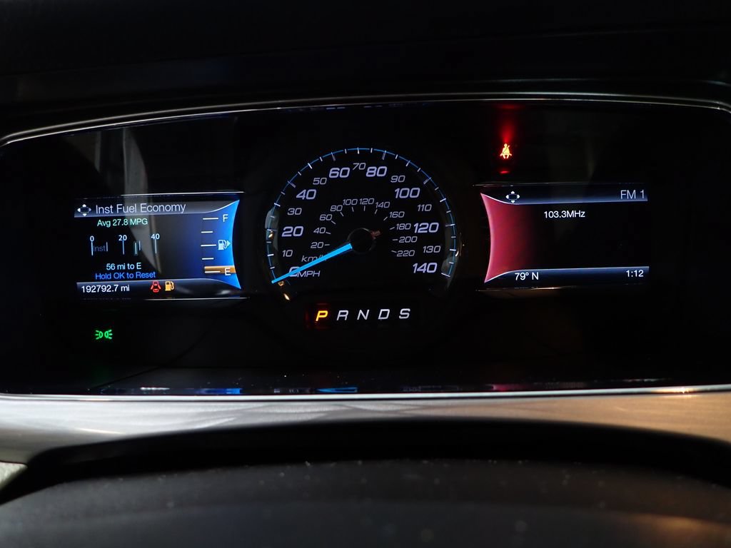 Used 2015 Ford Taurus SEL w/ Equipment Group 201A FWD image 23