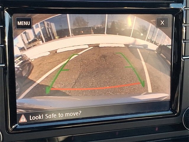 Used 2018 Volkswagen Passat 3.6 image 18