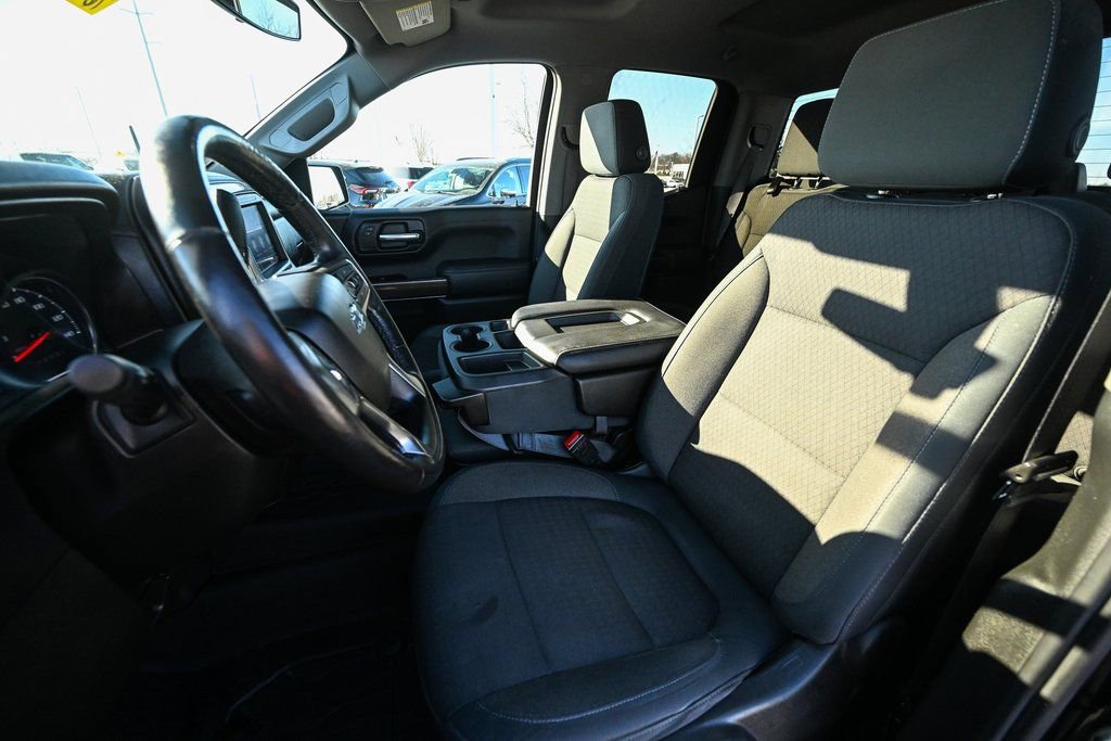 Used 2019 Chevrolet Silverado 1500 RST image 19