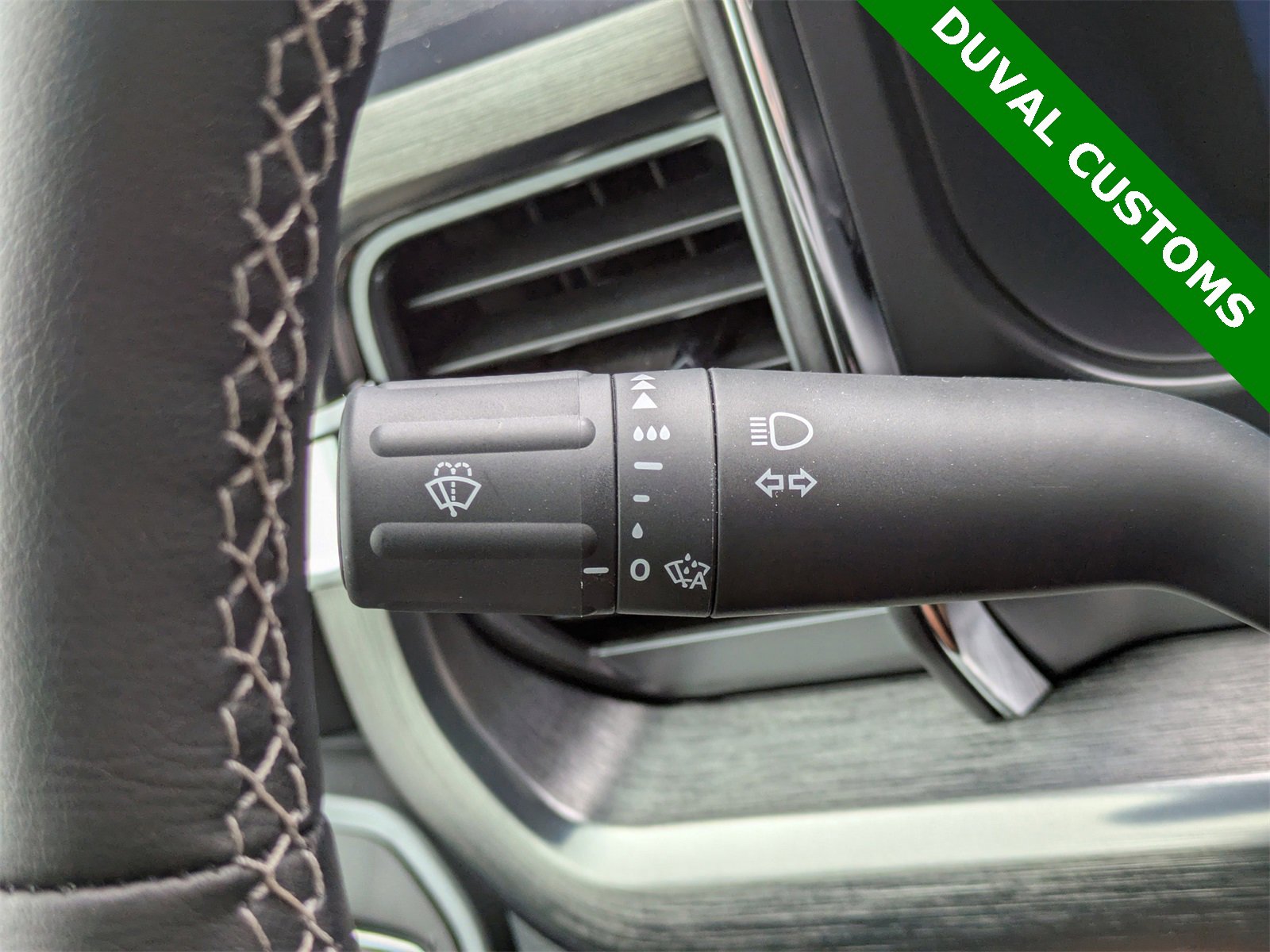 New 2025 Ford F350 Lariat w/ Lariat Ultimate Package image 25