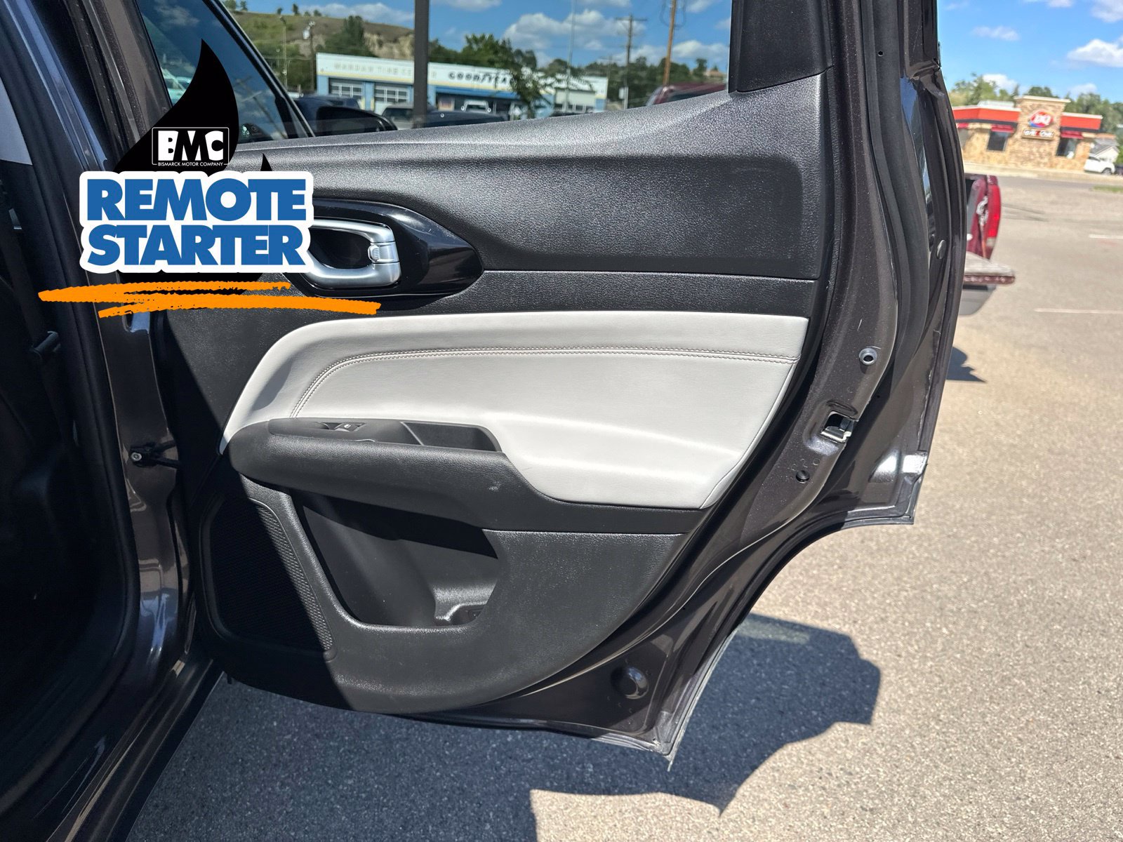 Used 2022 Jeep Compass Limited AWD/4WD image 32