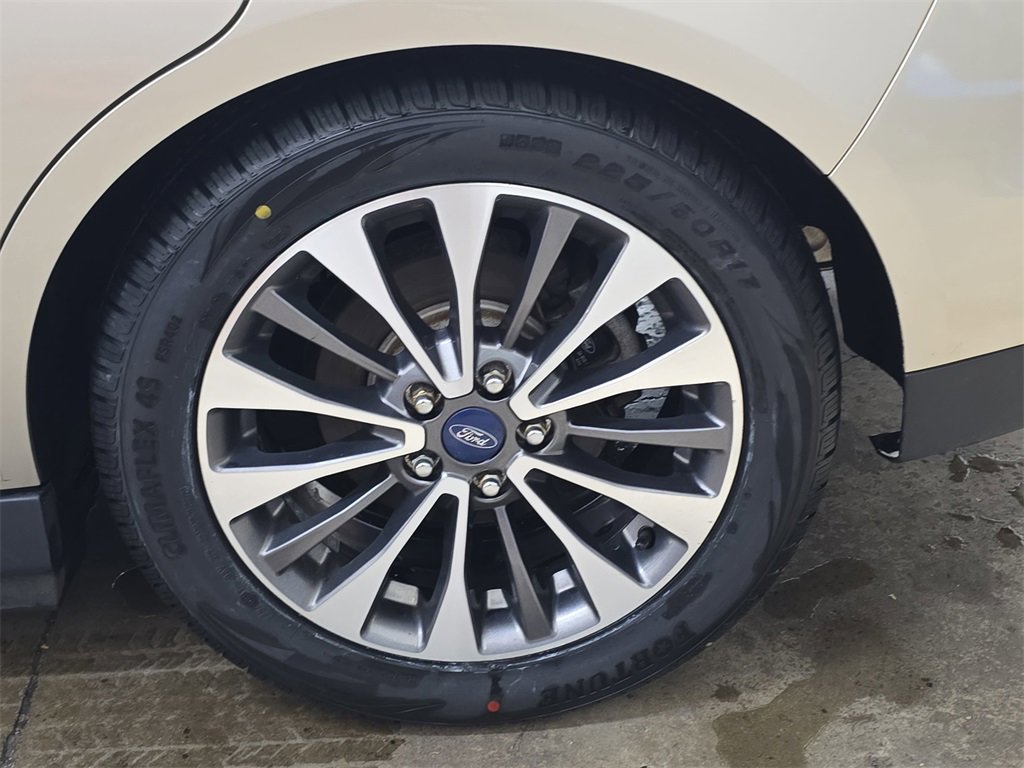 Used 2017 Ford C-MAX Titanium w/ Equipment Group 301A image 29