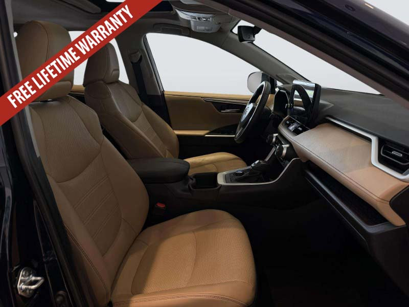 Used 2025 Toyota RAV4 Limited AWD/4WD image 36