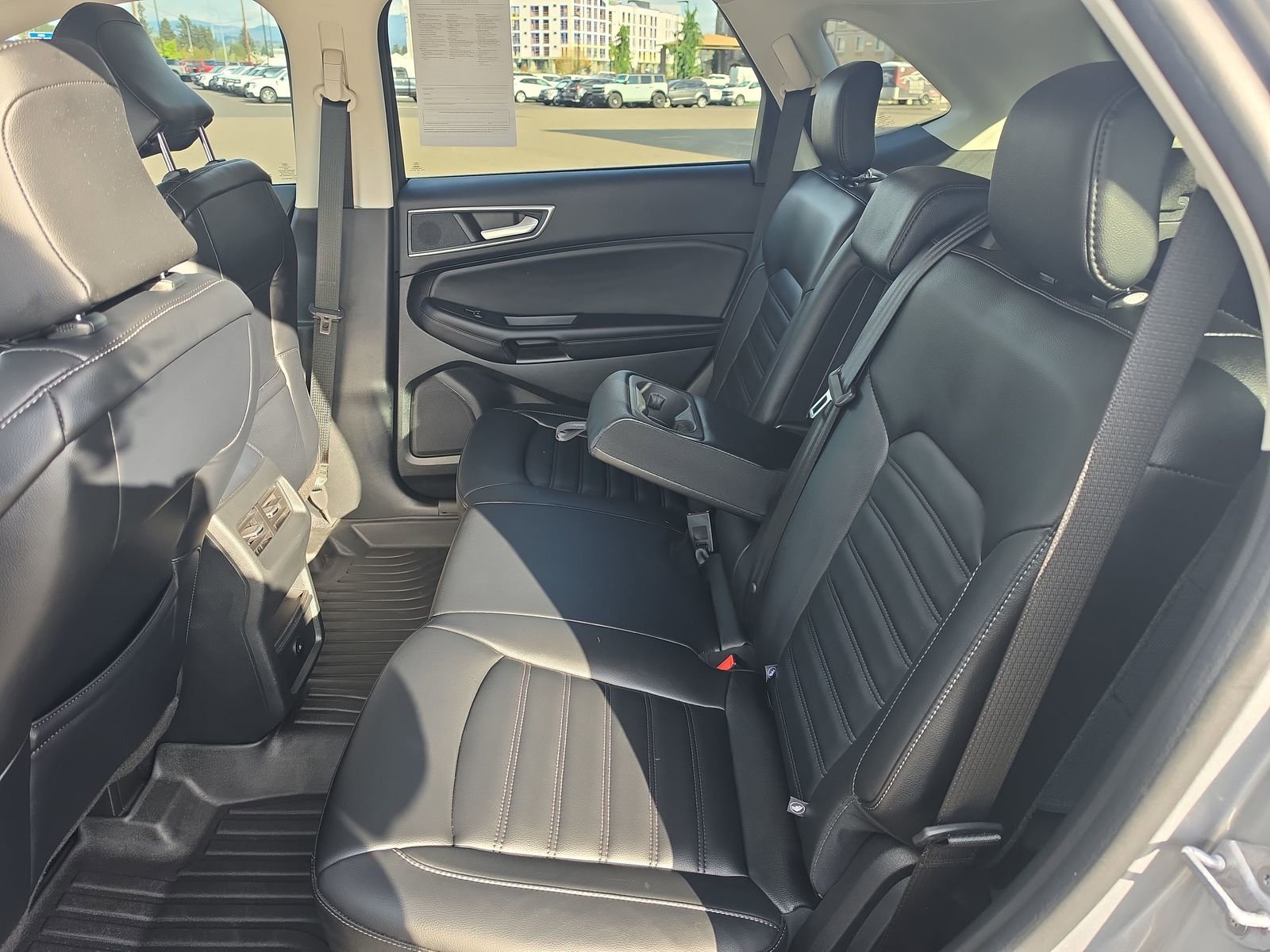 Used 2023 Ford Edge SEL image 16