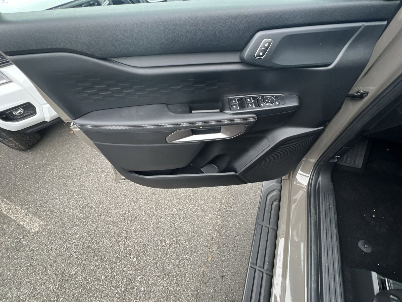 New 2025 Ford Ranger XLT w/ FX4 Off-Road Package image 15