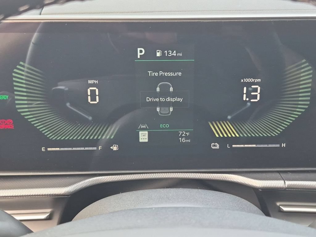 New 2026 Kia Sportage LX FWD image 12
