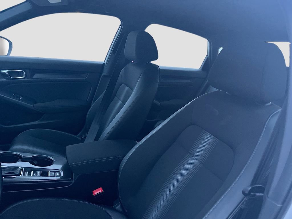 Used 2025 Honda Civic Sport image 19