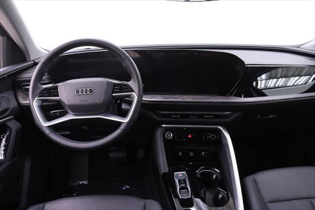 Certified 2025 Audi Q5 Premium w/ Convenience Package image 8