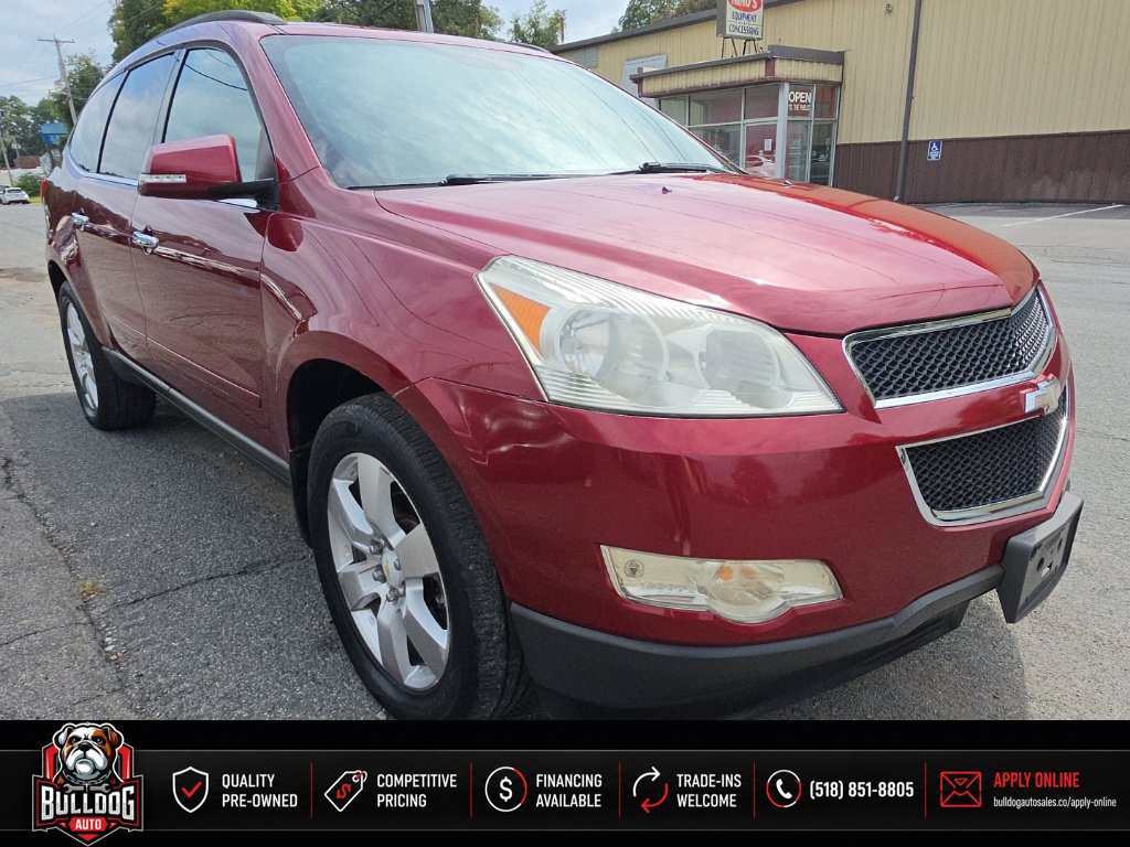 Used 2011 Chevrolet Traverse LT w/ Personal Connectivity Package AWD/4WD image 3