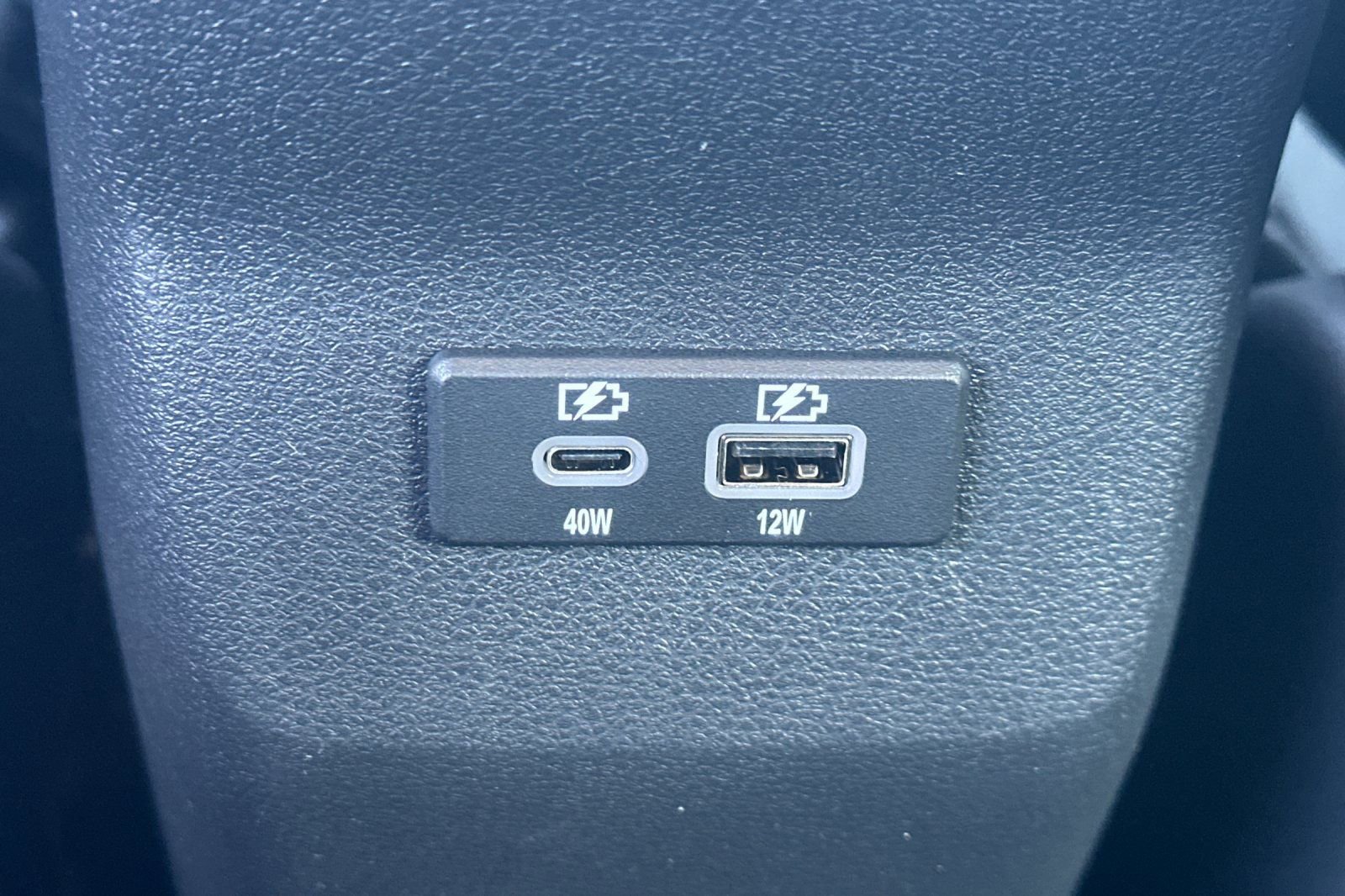 New 2026 Nissan Kicks S w/ Charging Package image 15