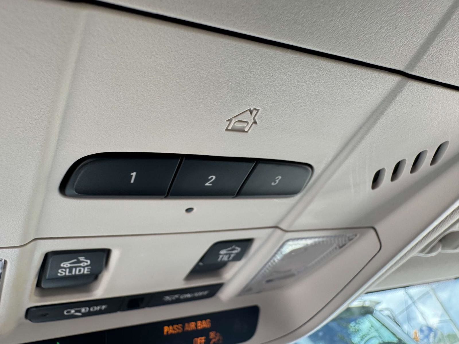 Used 2023 GMC Acadia Denali w/ Denali Technology Package image 34