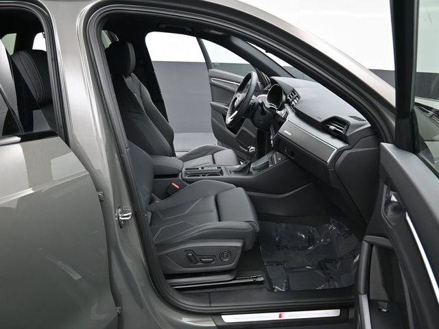 New 2025 Audi Q3 2.0T Premium image 14