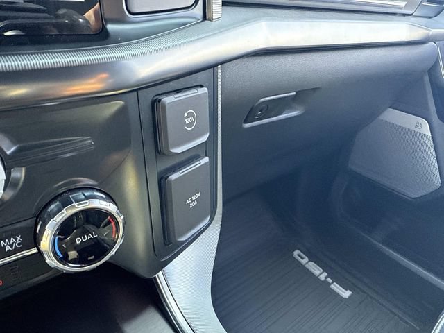Used 2025 Ford F150 Platinum AWD/4WD image 31