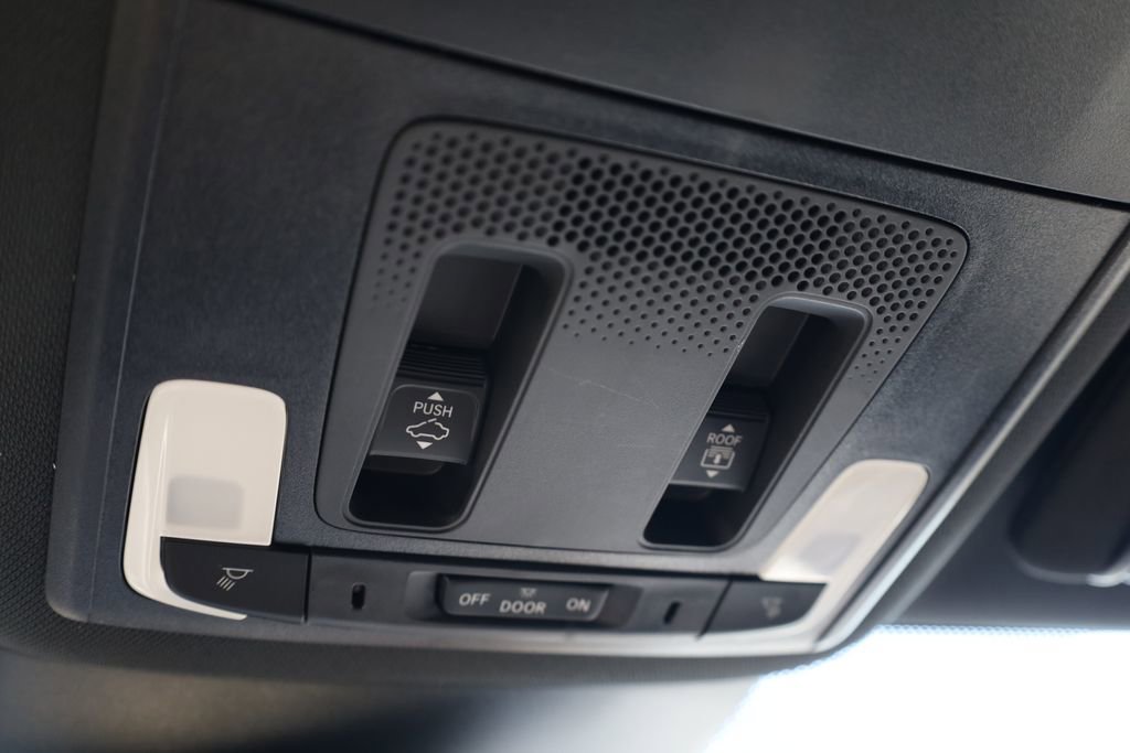 Used 2024 Honda Pilot TrailSport image 31