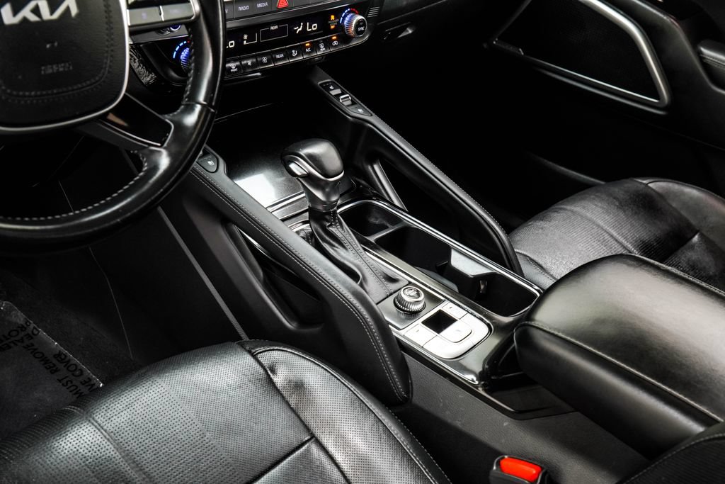 Used 2022 Kia Telluride EX w/ EX Premium Package FWD image 22