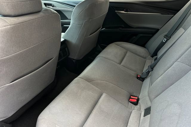 Used 2025 Toyota Camry LE w/ Convenience Package image 13