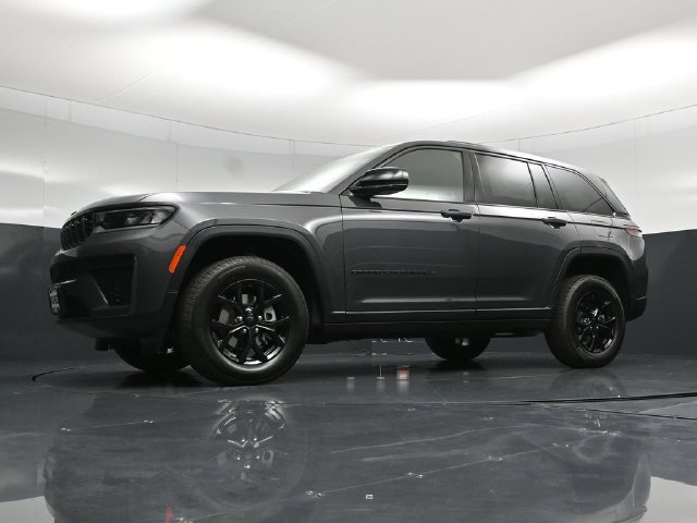 New 2026 Jeep Grand Cherokee Altitude AWD/4WD image 59
