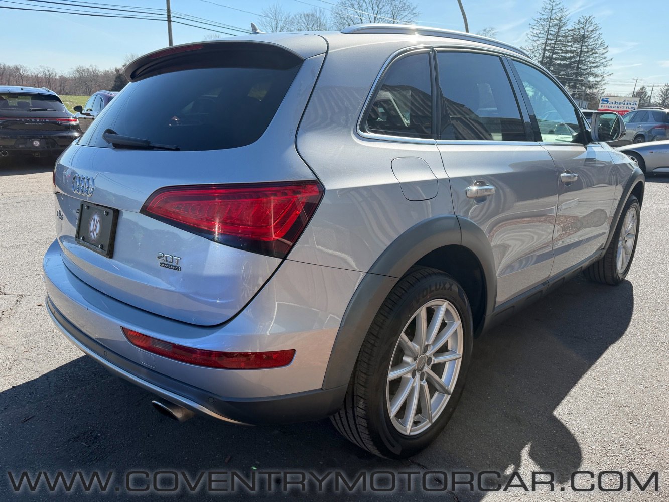 Used 2017 Audi Q5 2.0T Premium Plus w/ Technology Package image 5