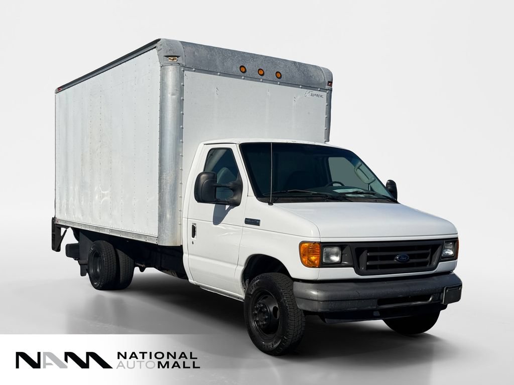 Used 2007 Ford E-350 and Econoline 350 Super Duty RWD image 4