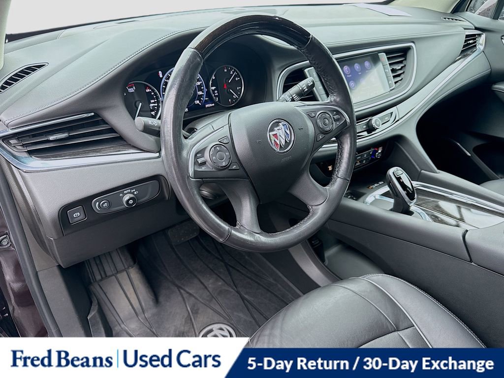 Used 2021 Buick Enclave Avenir w/ Avenir Technology Package AWD/4WD image 18