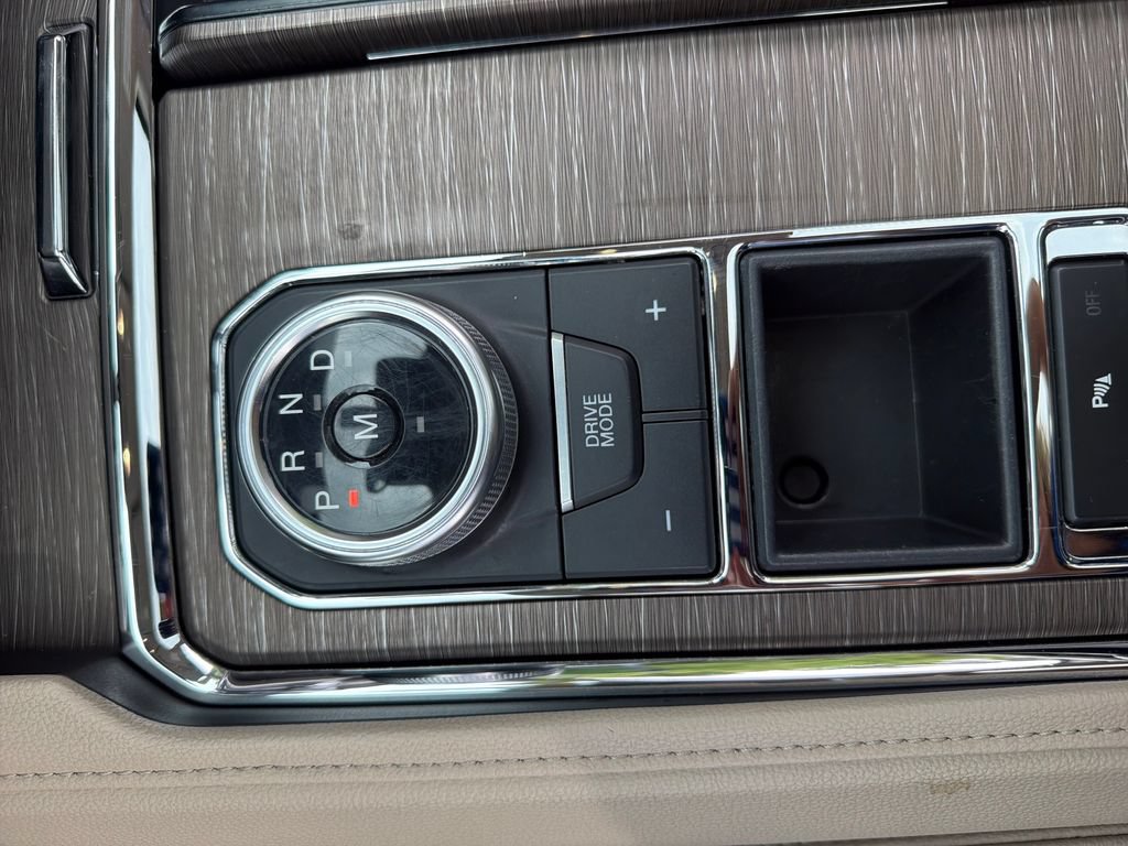 Used 2024 Ford Expedition Limited RWD image 19