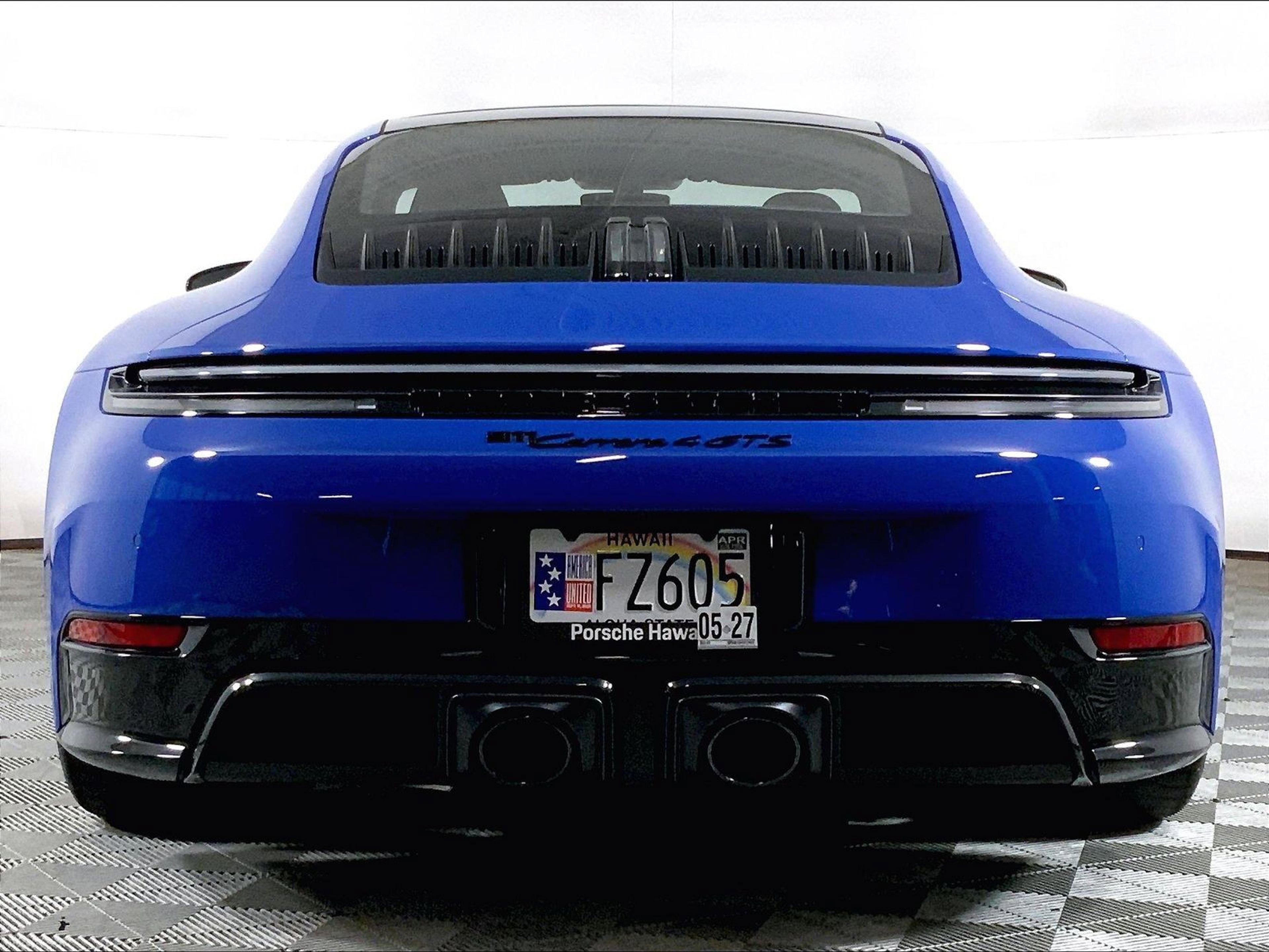 Used 2025 Porsche 911 Carrera 4 GTS AWD/4WD image 10