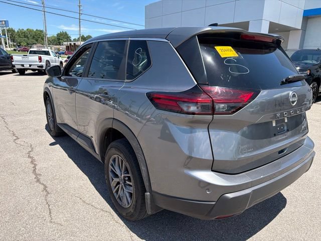 Used 2024 Nissan Rogue S AWD/4WD image 22