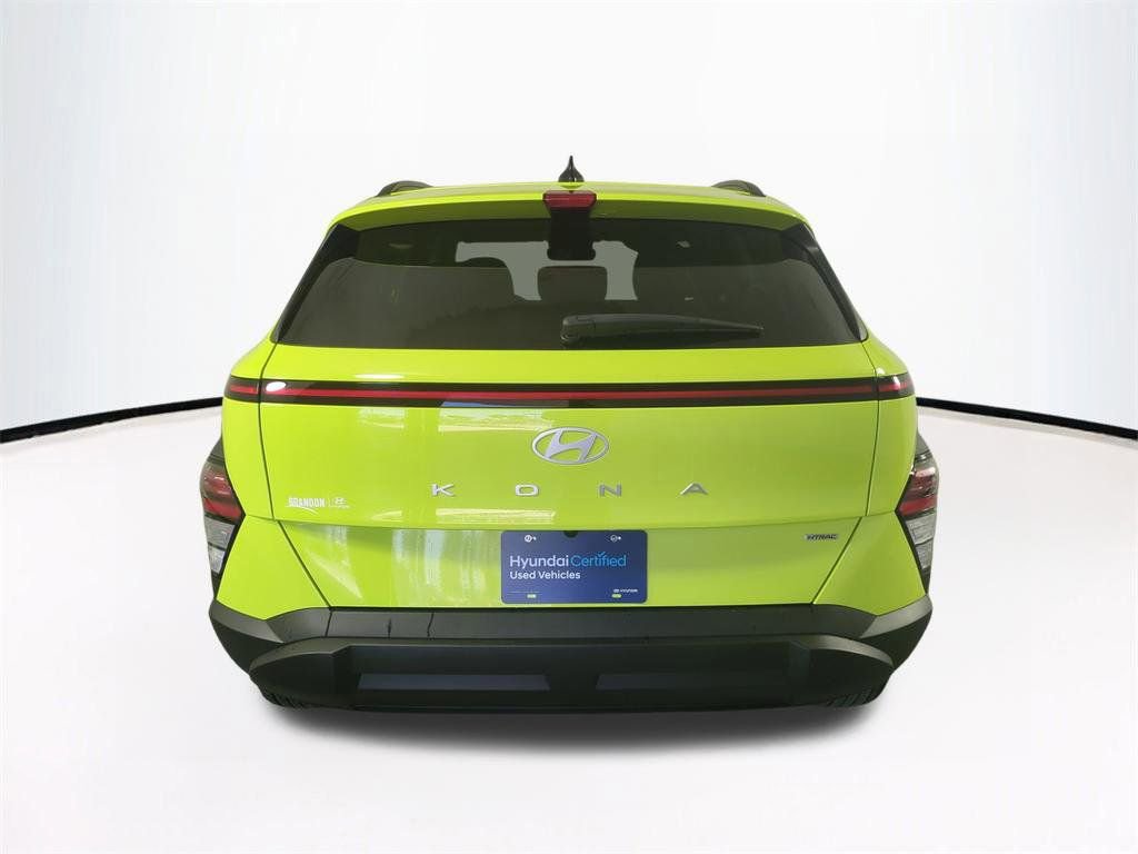Certified 2025 Hyundai Kona SEL image 6