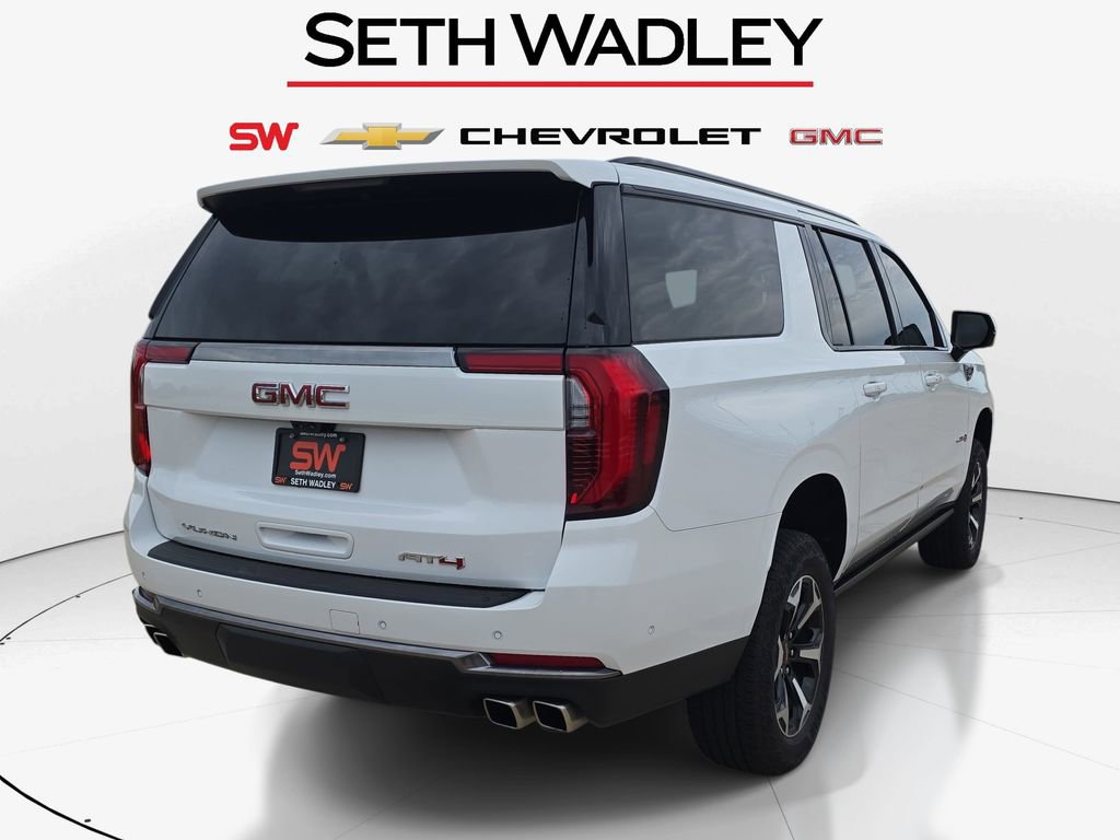 Used 2025 GMC Yukon XL AT4 w/ AT4 Premium Package AWD/4WD image 7