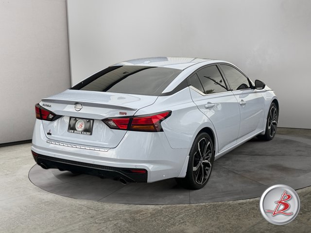 Used 2023 Nissan Altima 2.5 SR w/ SR Premium Package FWD image 7