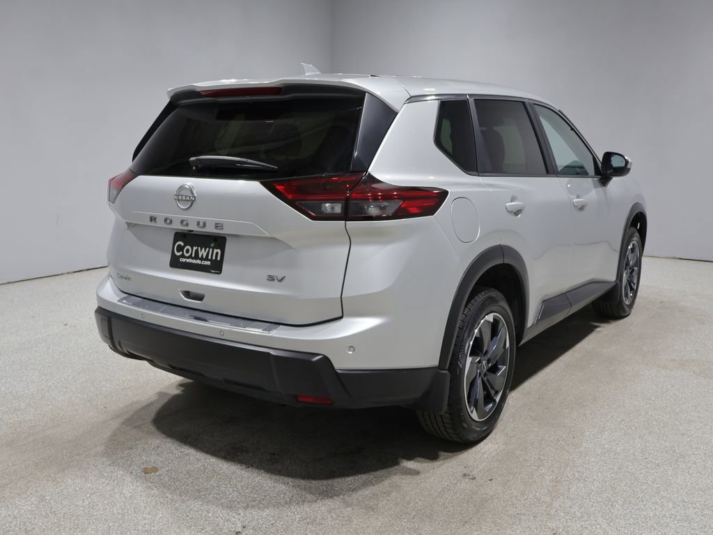 Used 2024 Nissan Rogue SV FWD video 2