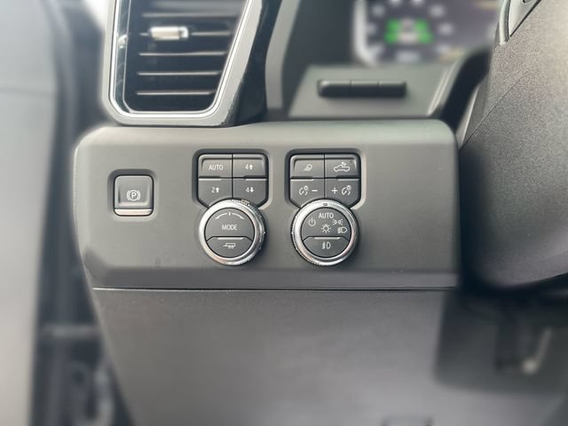 Used 2025 GMC Sierra 2500 Denali w/ Max Trailering Package AWD/4WD image 18
