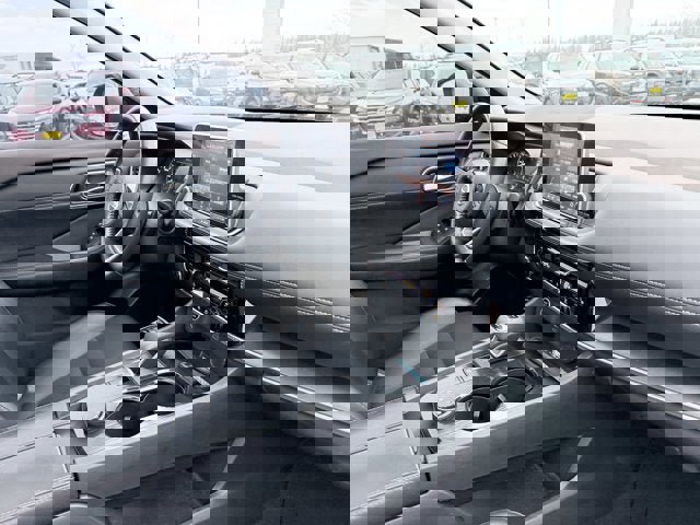 Certified 2021 Nissan Rogue SV w/ Premium Package image 15