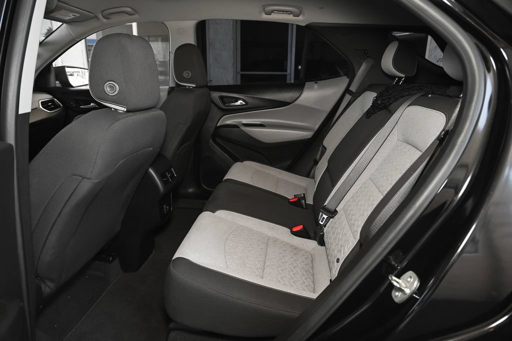 Used 2022 Chevrolet Equinox LS w/ LPO, Cargo Package FWD image 32