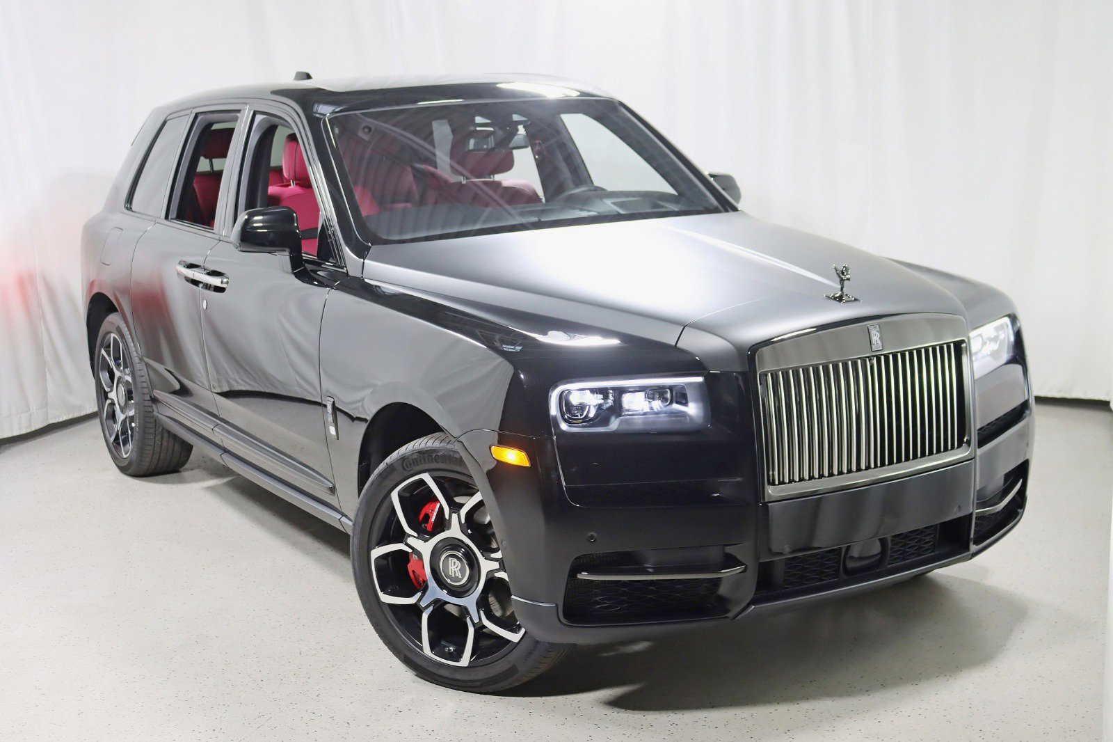 Used 2023 Rolls-Royce Cullinan Black Badge w/ Driver's Package image 6