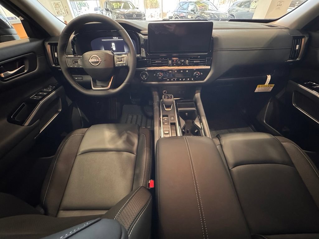 New 2026 Nissan Pathfinder SL FWD image 18