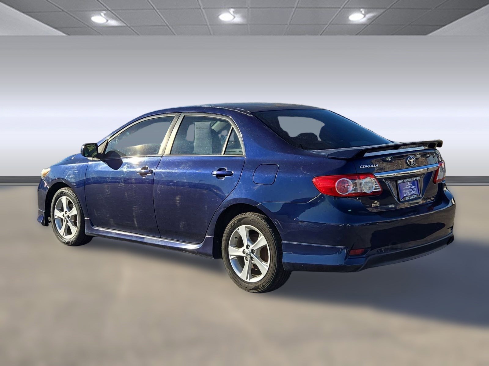 Used 2011 Toyota Corolla LE image 3