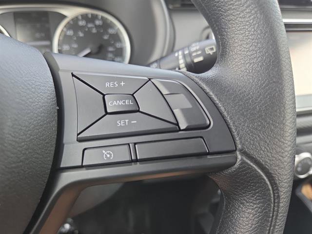 New 2025 Nissan Kicks Play S image 12
