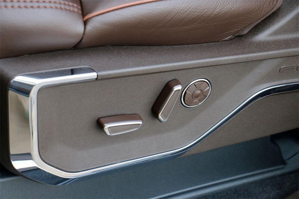 New 2025 Ford F150 King Ranch w/ FX4 Off-Road Package image 23