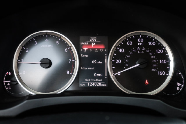 Used 2016 Lexus IS 200t RWD image 34