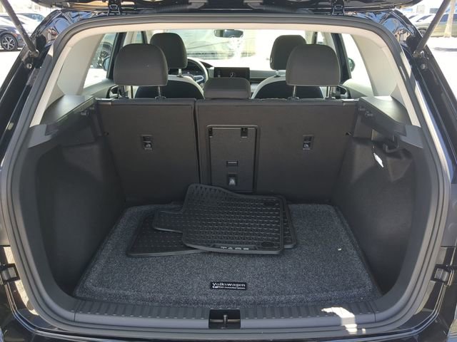 Certified 2025 Volkswagen Taos S AWD/4WD image 9
