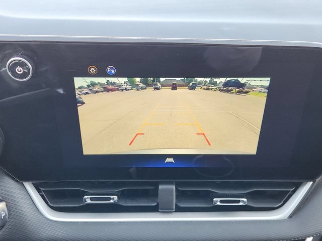 Used 2025 Chevrolet Equinox LT FWD image 18